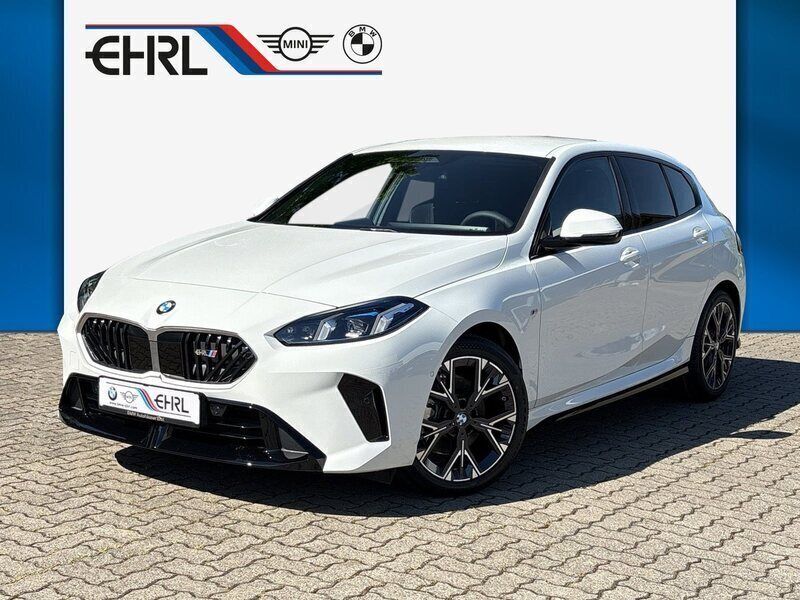 Weiß Neu 2025 BMW 120 M Sport Kleinwagen | 38.740 € (Fairer Preis) - Bild 1/4