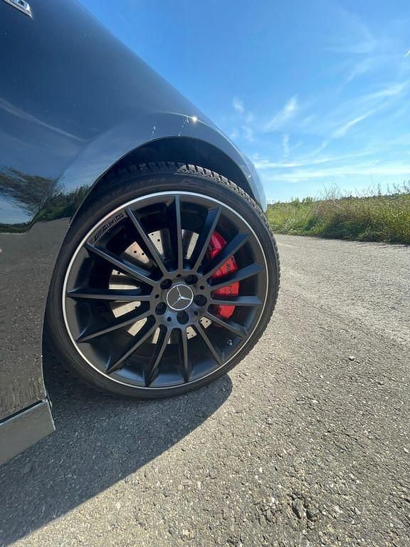 Gebraucht Mercedes CLA35 AMG Shooting Brake AMG 306 PS (225 kW) 2022 Schwarz Kombi