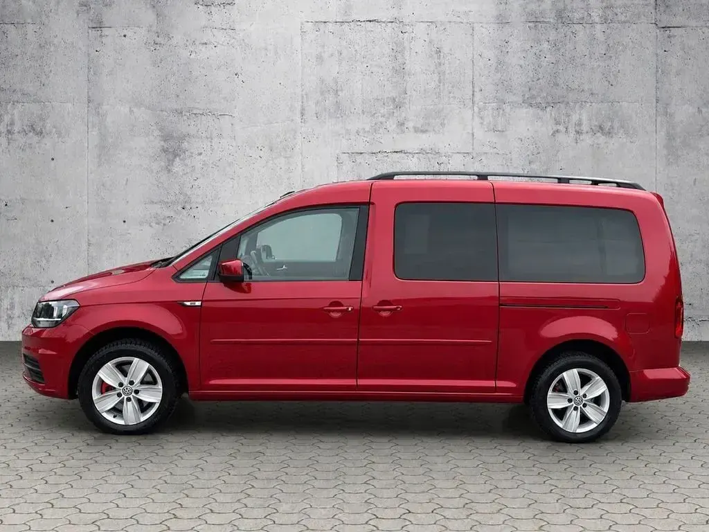 Gebraucht VW Caddy Maxi Beach 150 PS (110 kW) 2017 Rot Van / Kleinbus