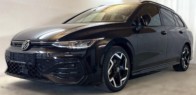 Gebraucht VW Golf VIII R-line 150 PS (110 kW) 2025 Schwarz Kombi