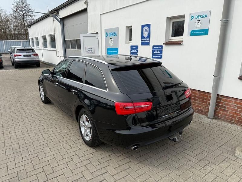 Gebraucht Audi A6 Comfort 204 PS (150 kW) 2012 Schwarz Kombi