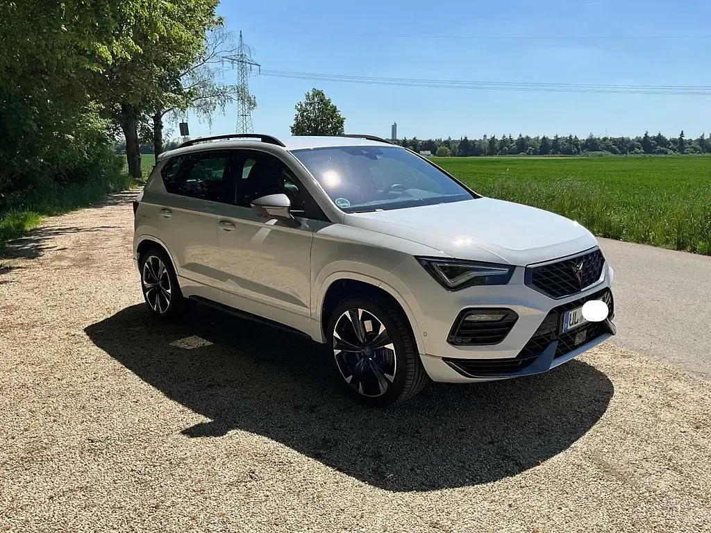 Używany Cupra Ateca VZ 300 KM (220 kW) 2024 Biały SUV