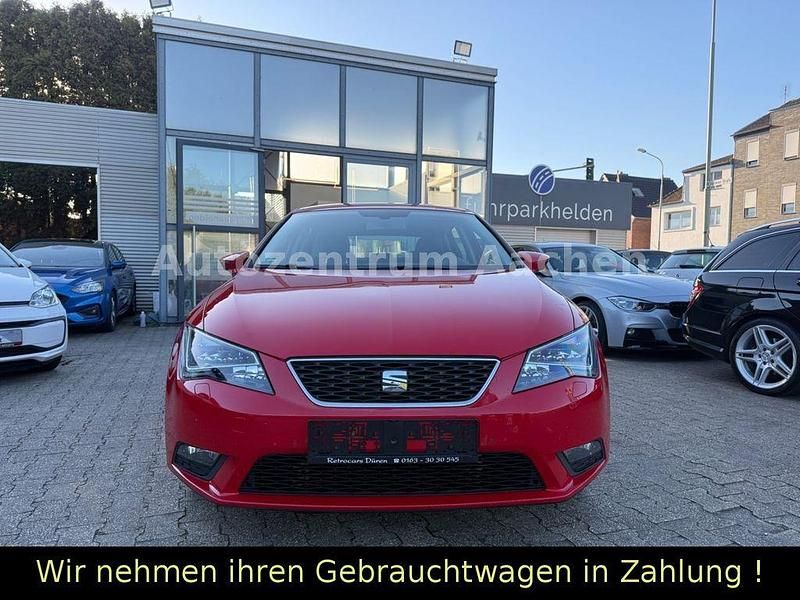 Gebraucht Seat Leon Style 150 PS (110 kW) 2015 Rot Limousine