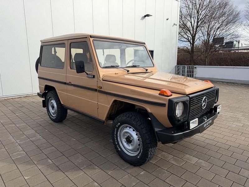 Gebraucht Mercedes G300 88 PS (64 kW) 1987 Beige SUV