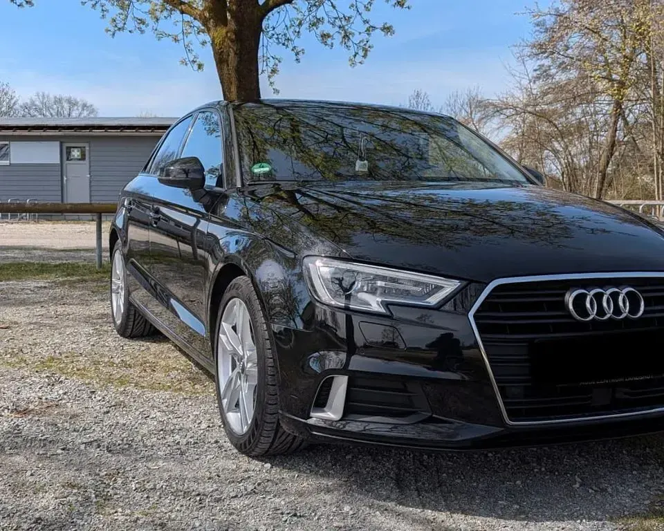 Gebraucht Audi A3 Sport 150 PS (110 kW) 2020 Schwarz Limousine