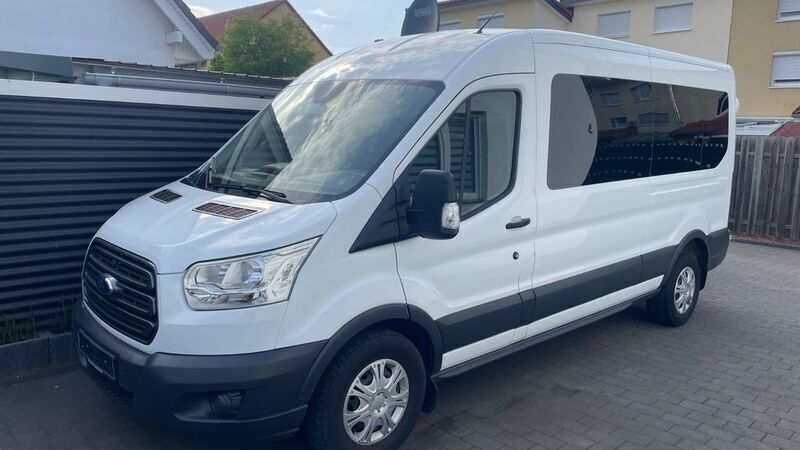 Weiß Gebraucht 2018 Ford Transit Trend Kombi | 16.500 € (Fairer Preis) - Bild 1/4