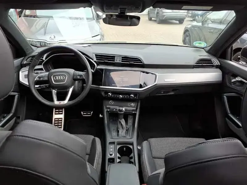 Gebraucht Audi Q3 S-Line 150 PS (110 kW) 2023 Grau SUV