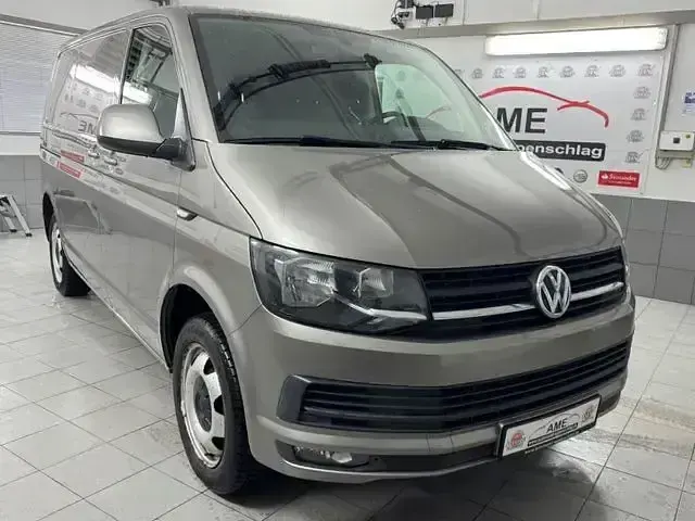 Second-hand VW Transporter 180 CP (132 kW) 2016 Bej Van