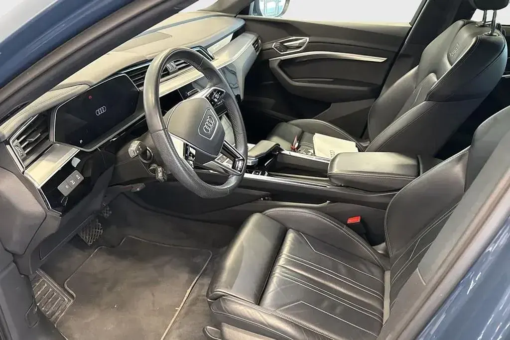 Gebraucht Audi e-tron Sportback S-Line 230 kW (313 PS) 2023 Plasmablau metallic SUV