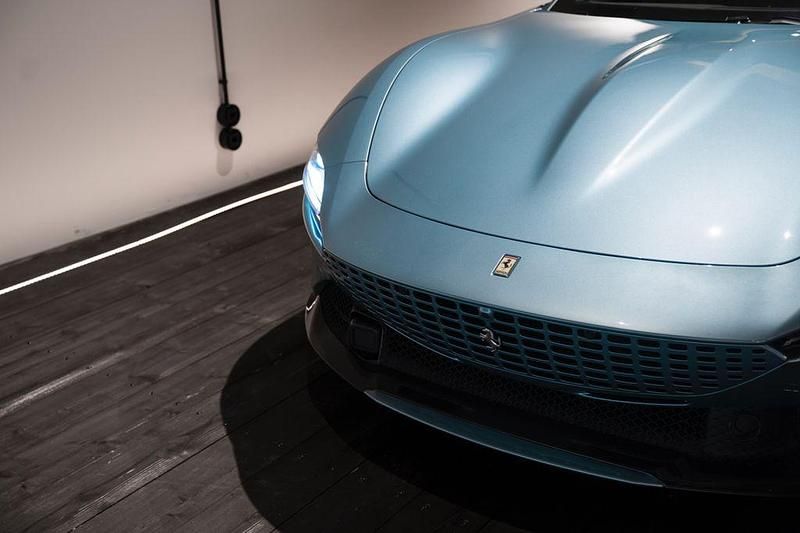 Neu Ferrari Roma 620 PS (456 kW) 2025 Blau Cabrio