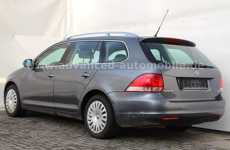 Gebraucht VW Golf V Comfortline 105 PS (77 kW) 2009 Grau Kombi
