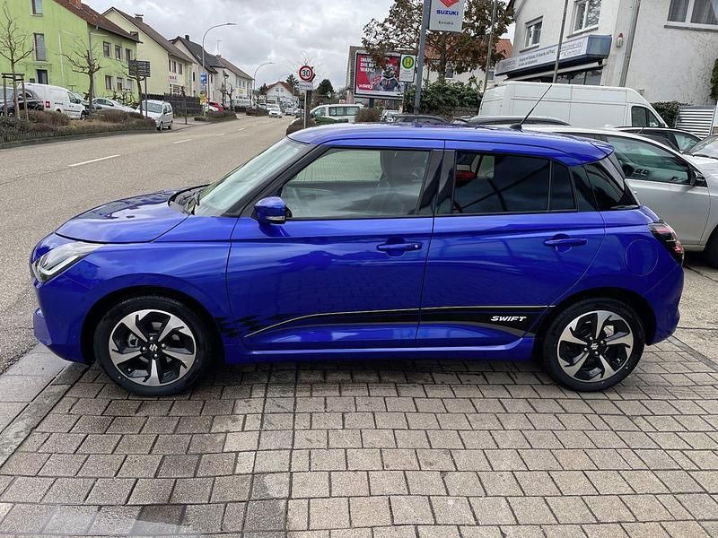 Gebraucht Suzuki Swift Comfort+ 83 PS (61 kW) 2025 Blau Kleinwagen