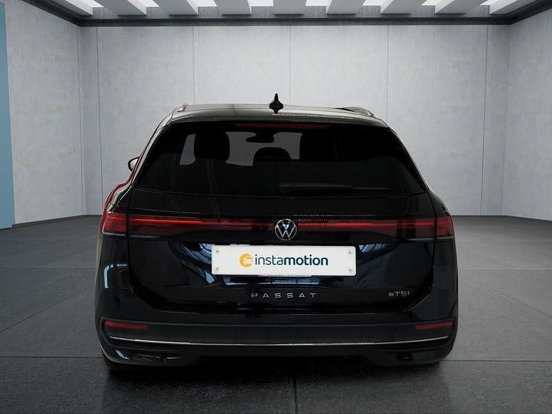 Używany VW Passat 150 KM (110 kW) 2025 Czarny Kombi