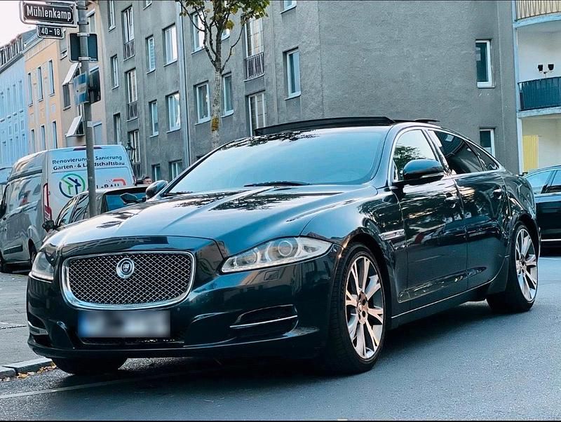 Gebraucht Jaguar XJ 275 PS (202 kW) 2011 Schwarz Limousine