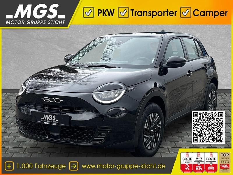 Schwarz Neu 2025 Fiat 600E Red SUV | 38.590 € - Bild 1/4