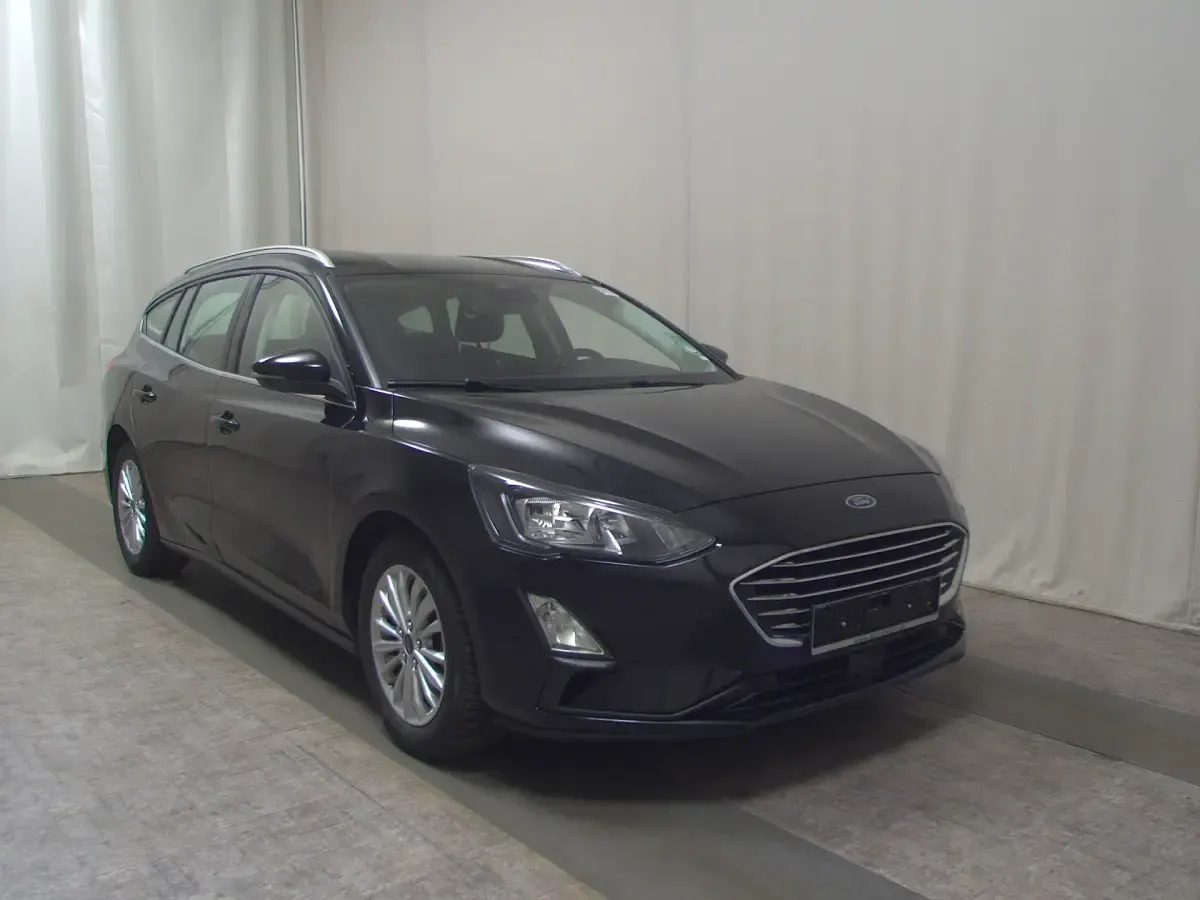 Brugt Ford Focus Titanium 125 HK (91 kW) 2021 Sort Sedan