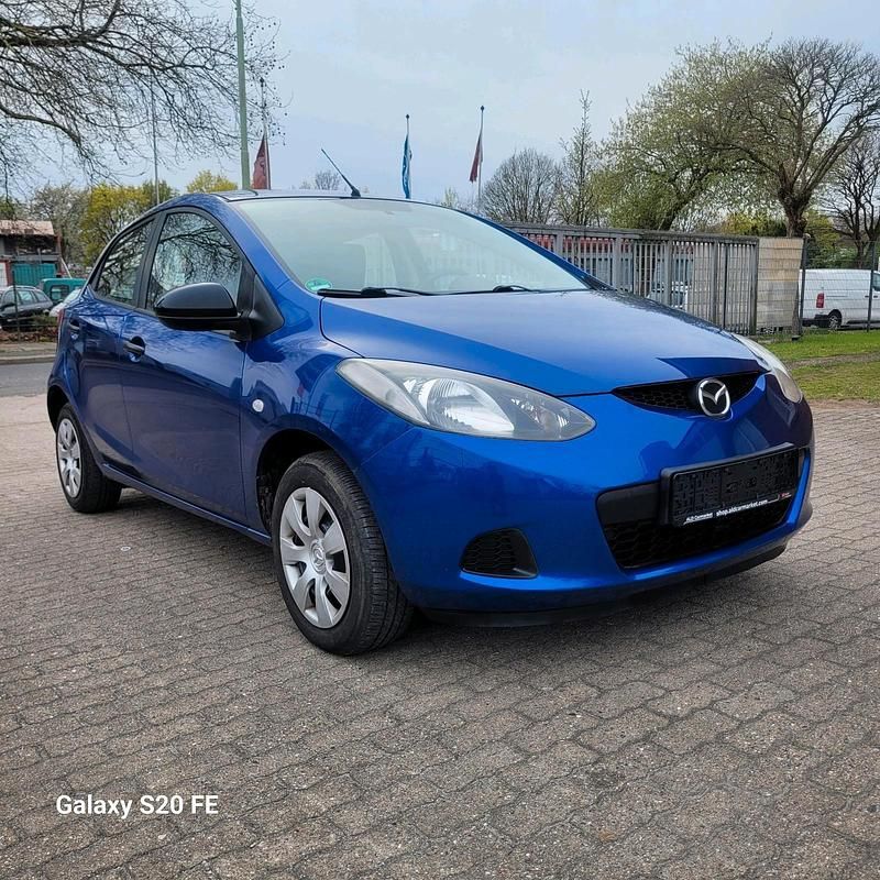 Usata Mazda 2 75 CV (55 kW) 2009 Blu Utilitaria