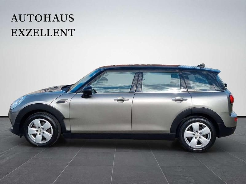 Usado Mini Cooper D 150 CV (110 kW) 2019 Plateado Utilitario