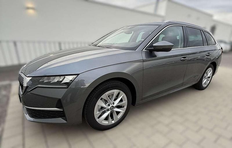Graphite grey Gebraucht 2025 Skoda Octavia Selection Kombi | 32.990 € (Fairer Preis) - Bild 1/4