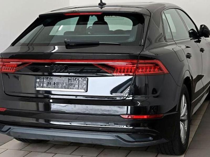 Gebraucht Audi Q8 Ambiente 340 PS (250 kW) 2021 Mythosschwarz (metallic) SUV