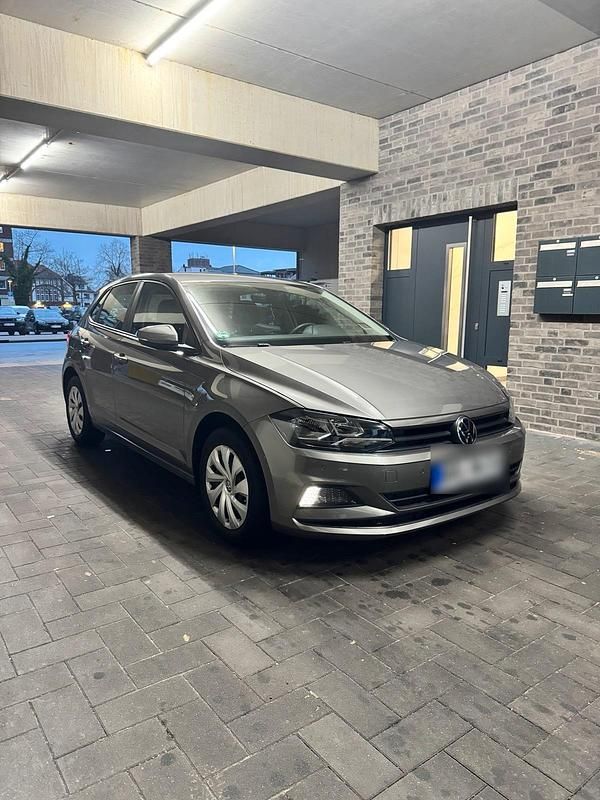 Gebraucht VW Polo 80 PS (58 kW) 2021 Grau Kleinwagen