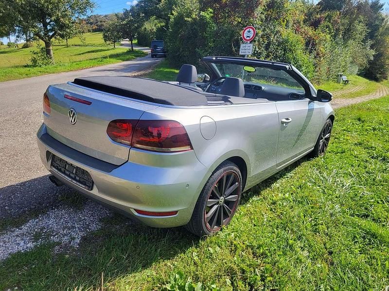 Gebraucht VW Golf Cabriolet 140 PS (102 kW) 2012 Tungsten silver metallic Cabrio