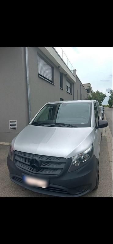 Gebraucht Mercedes Vito 114 PS (83 kW) 2019 Silber Van