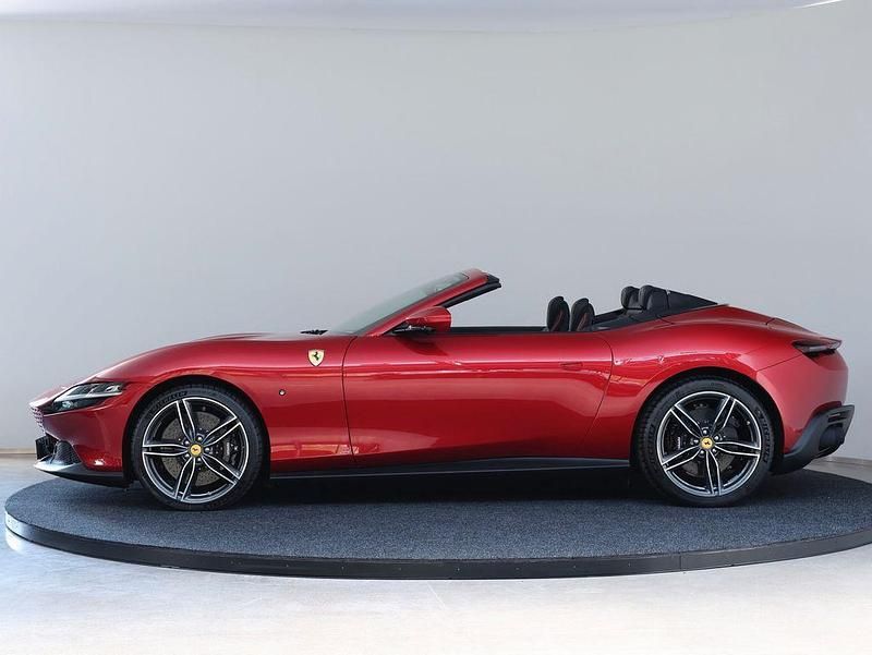 Neu Ferrari Roma 620 PS (456 kW) 2025 Rot Cabrio
