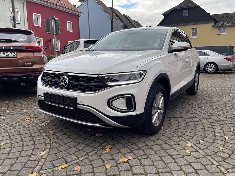 Neu VW T-Roc 116 PS (85 kW) 2025 Pure white SUV