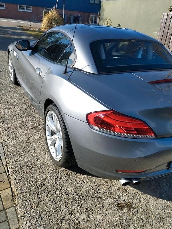 Gebraucht BMW Z4 258 PS (189 kW) 2010 Silber Cabrio