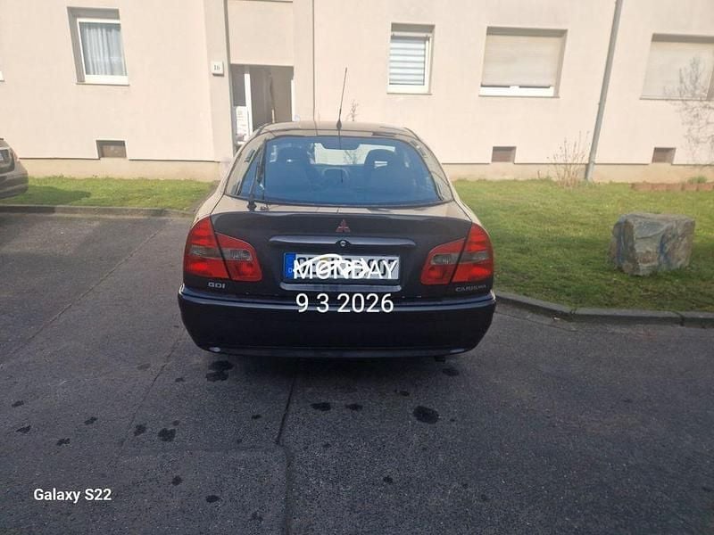 Gebraucht Mitsubishi Carisma 122 PS (89 kW) 2002 Violet Limousine