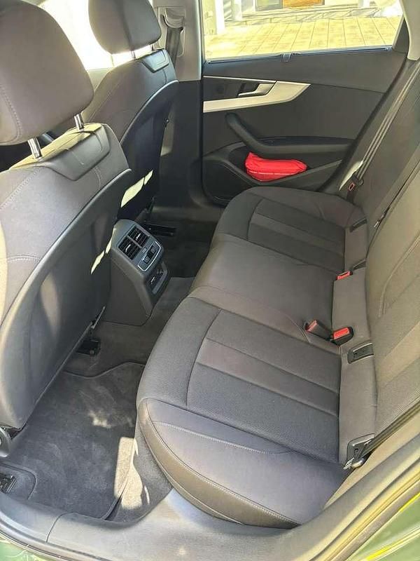 Gebraucht Audi A4 Advanced 150 PS (110 kW) 2024 Limousine