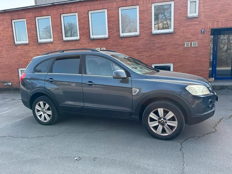 Gebraucht Chevrolet Captiva 135 PS (99 kW) 2007 Blau SUV