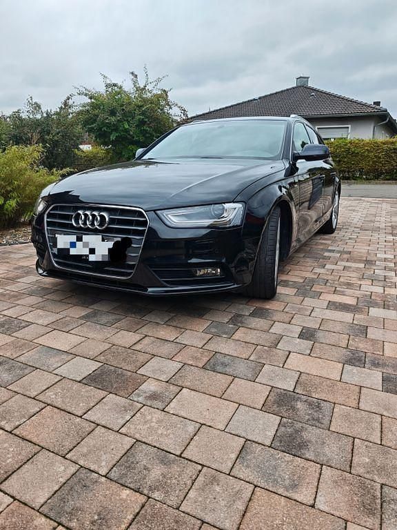 Gebraucht Audi A4 Ambition 170 PS (125 kW) 2013 Schwarz Kombi