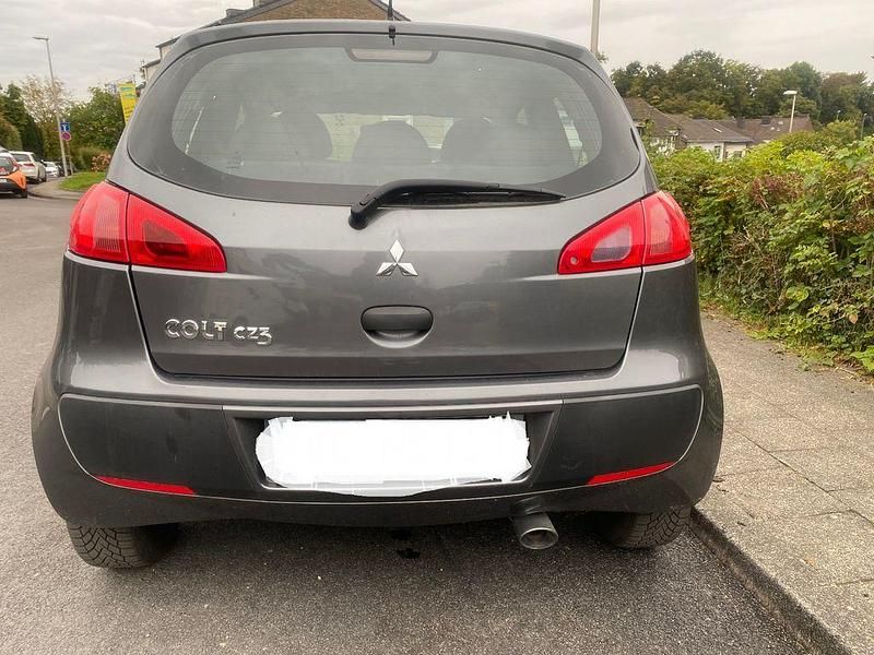 Grau Gebraucht 2006 Mitsubishi Colt Invite Limousine | 1.700 € (Fairer Preis) - Bild 1/4