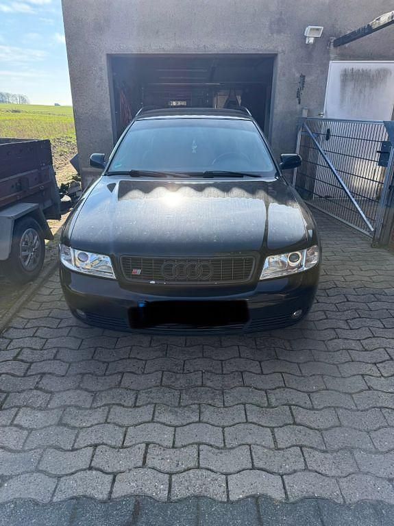 Gebraucht Audi A4 125 PS (91 kW) 1999 Schwarz Kombi
