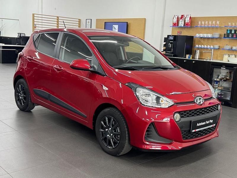 Gebraucht Hyundai i10 87 PS (63 kW) 2019 Rot Kleinwagen