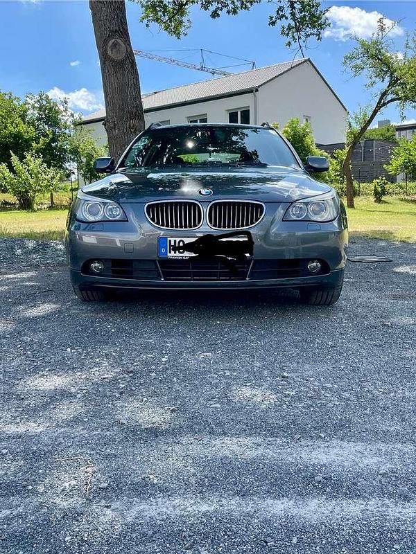 Grau Gebraucht 2006 BMW 525 Kombi | 5.500 € (Etwas zu teuer) - Bild 1/4