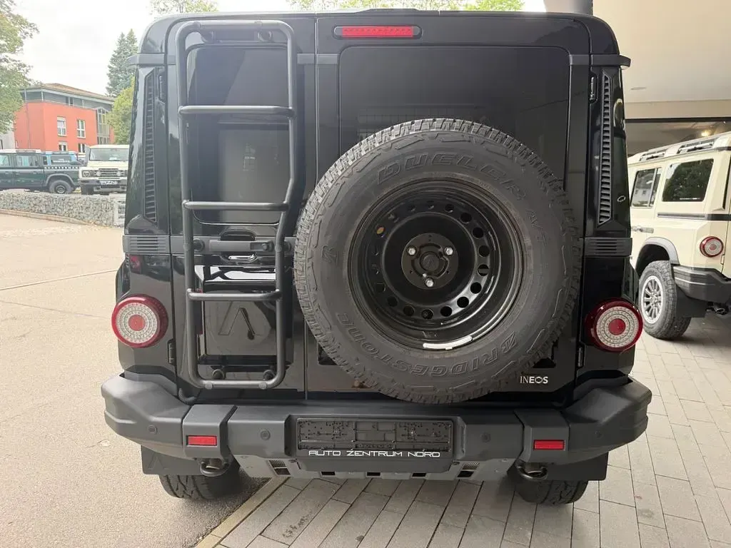 Gebraucht Ineos Grenadier 286 PS (210 kW) 2025 Schwarz Kombi