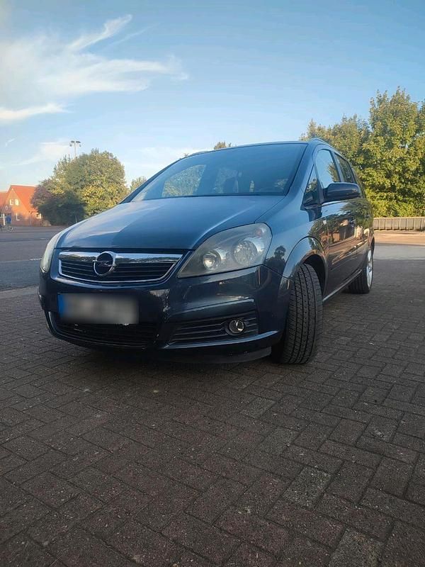 Blau Gebraucht 2007 Opel Zafira Van / Kleinbus | 3.500 € (Etwas zu teuer) - Bild 1/4