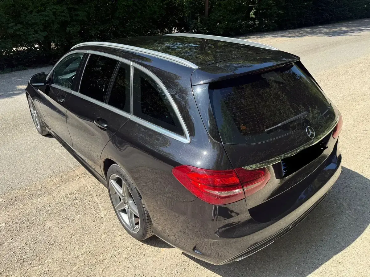 Gebraucht Mercedes C220 AMG 170 PS (125 kW) 2017 Schwarz Limousine