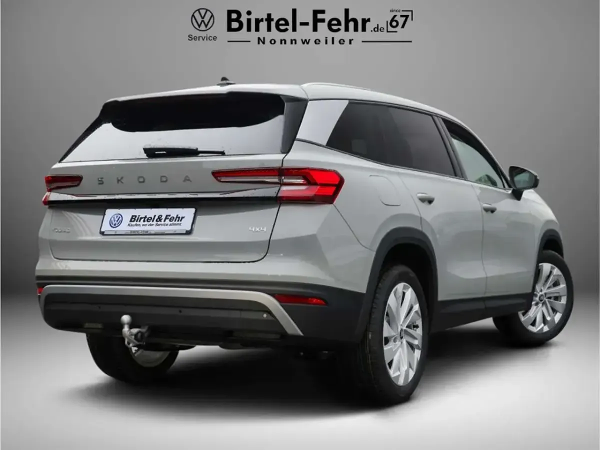 Neu Skoda Kodiaq Selection 193 PS (141 kW) 2026 Steelgrey SUV