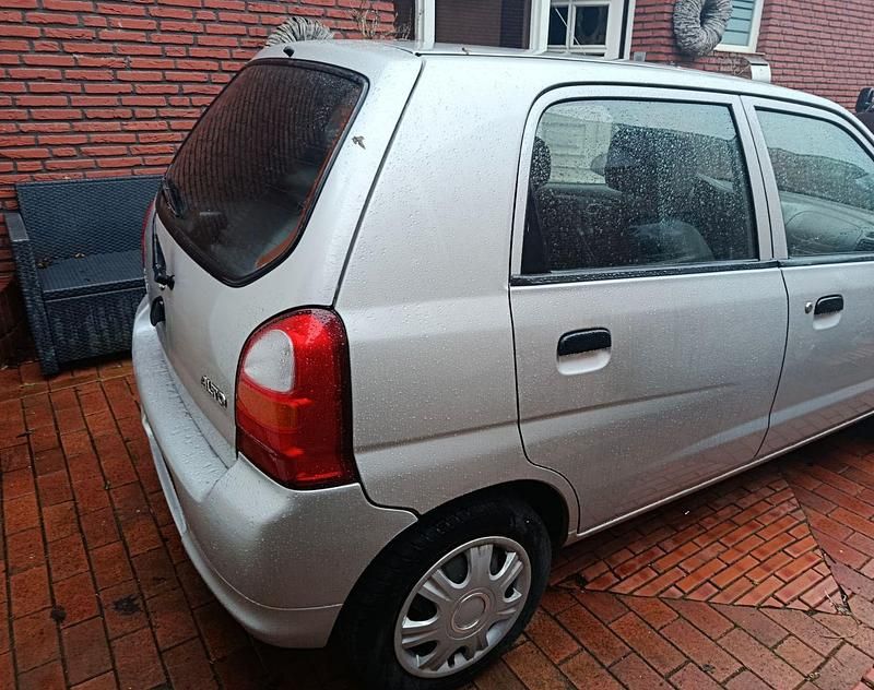 Gebraucht Suzuki Alto 65 PS (47 kW) 2005 Silber Kleinwagen