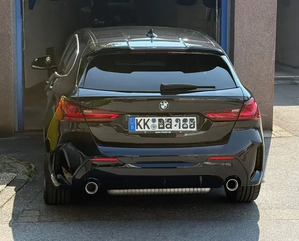 Gebraucht BMW 128 M Sport 265 PS (194 kW) 2023 Schwarz Limousine