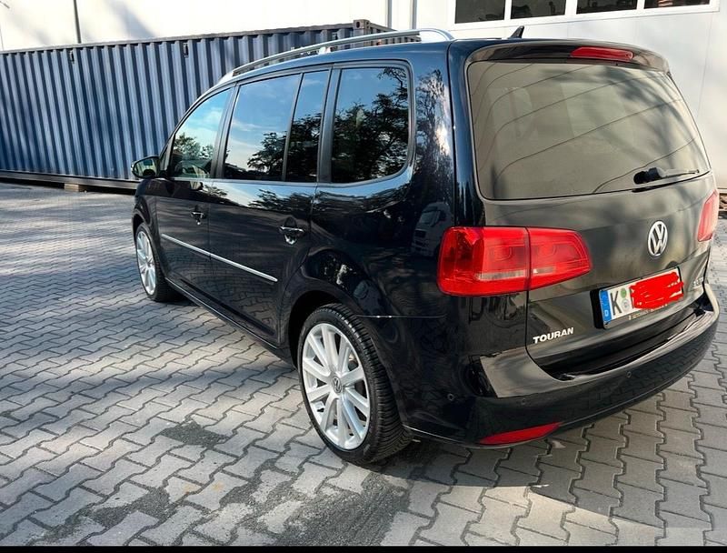 Gebraucht VW Touran 170 PS (125 kW) 2013 Schwarz Van / Kleinbus