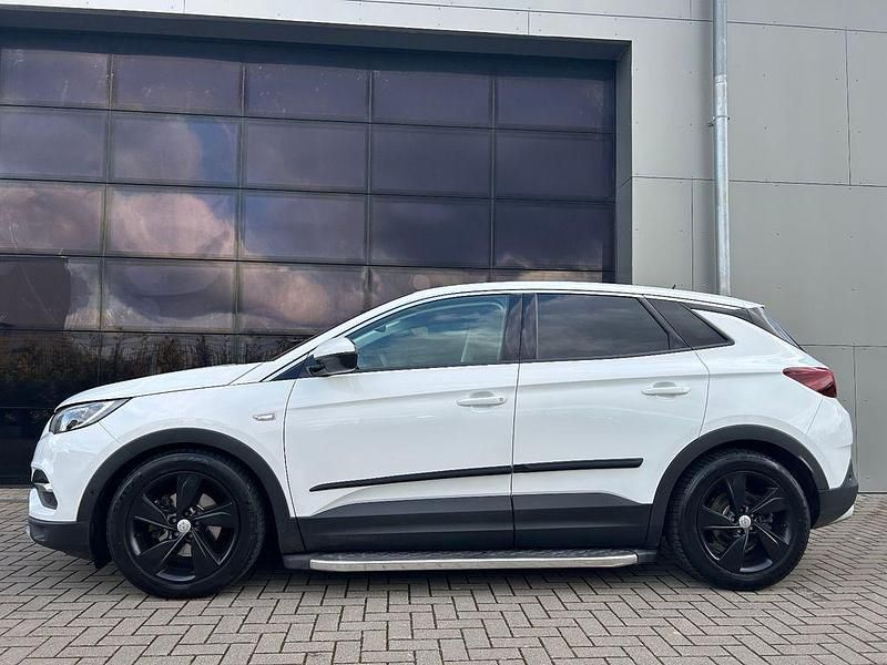 Gebraucht Opel Grandland X 177 PS (130 kW) 2019 Weiß SUV