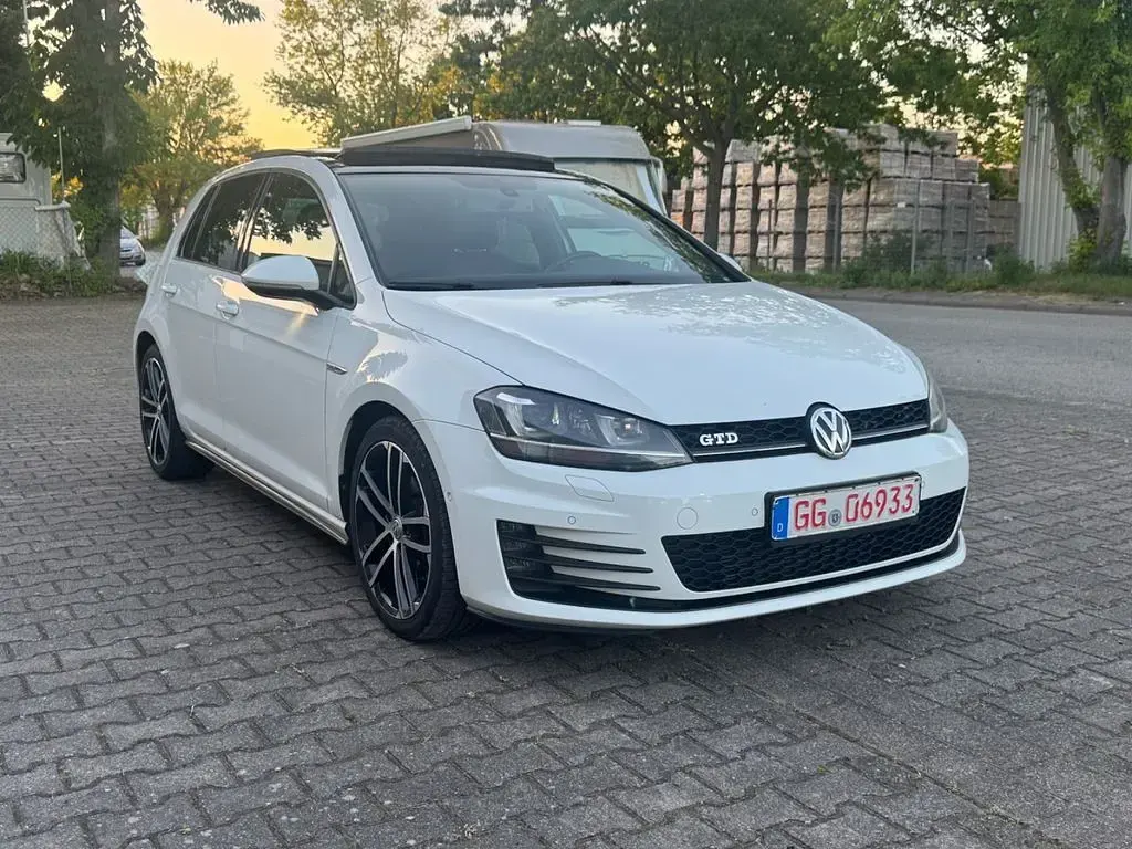 Gebraucht VW Golf VII GTD 184 PS (135 kW) 2014 Pure white Limousine