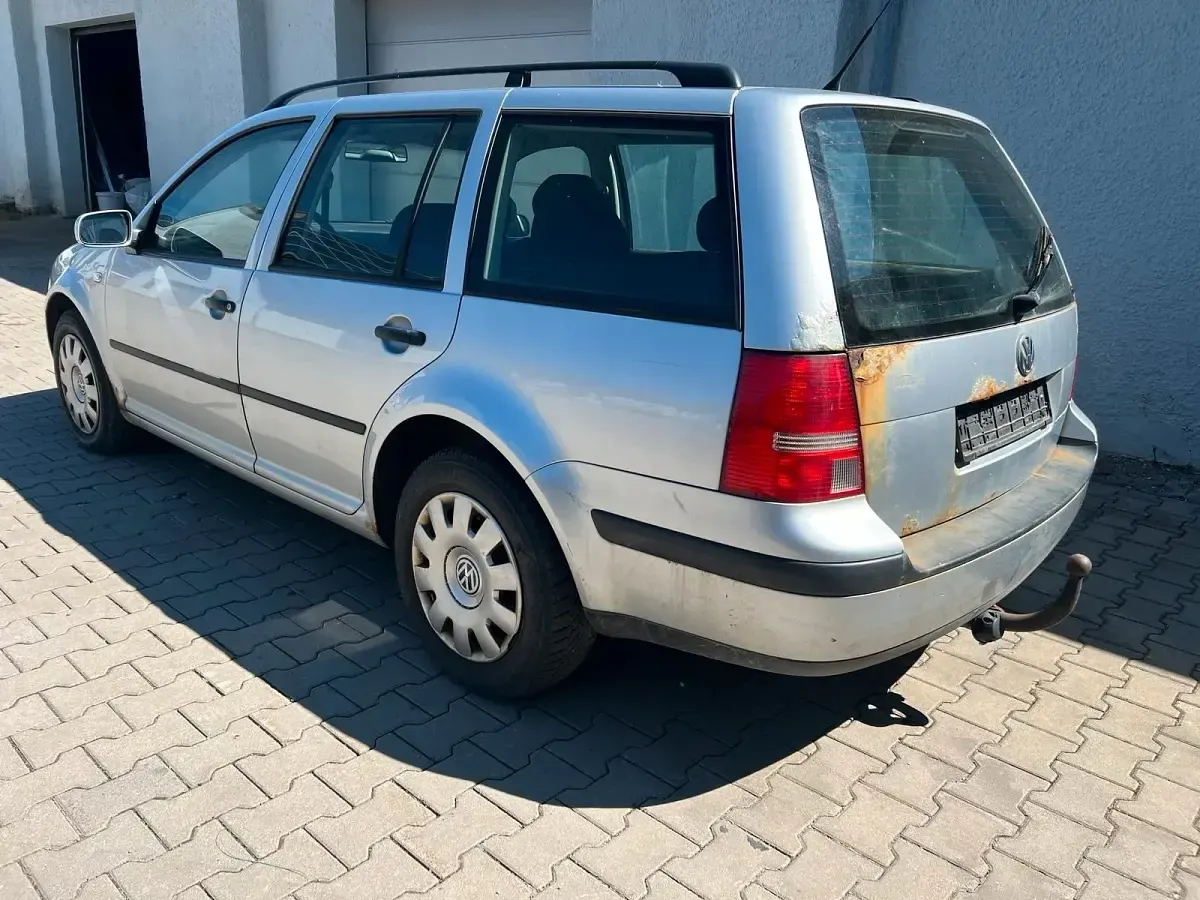 Używany VW Golf IV 100 KM (73 kW) 2004 Srebrny Kombi