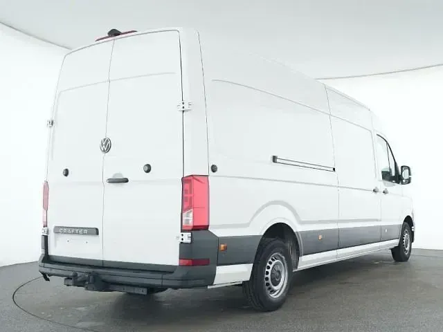 Gebraucht VW Crafter 177 PS (130 kW) 2025 Weiß Van