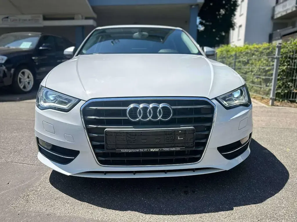 Gebraucht Audi A3 S-Line 150 PS (110 kW) 2013 Weiß Kleinwagen